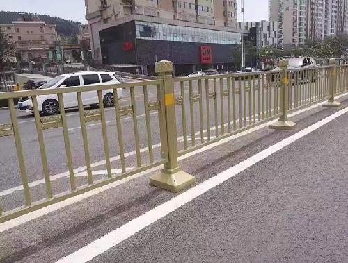 交通護欄